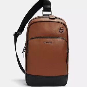 COACH Graham Pack crossbody bag. Brown and Black Leather. EUC.